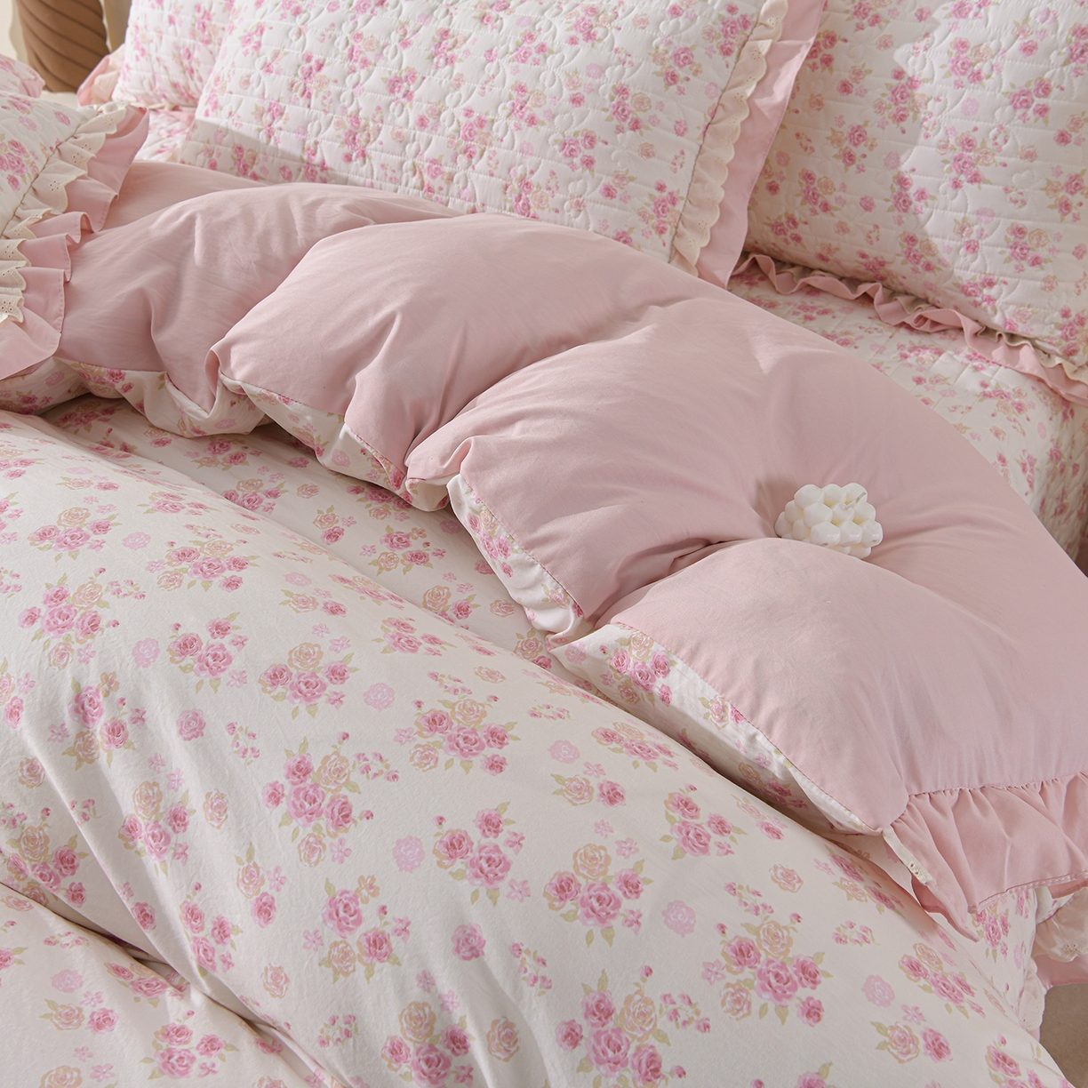 91家纺网 家纺一手货源 找家纺 金梦家居 2026新款水洗棉床盖夏被款四件套 粉黛佳人