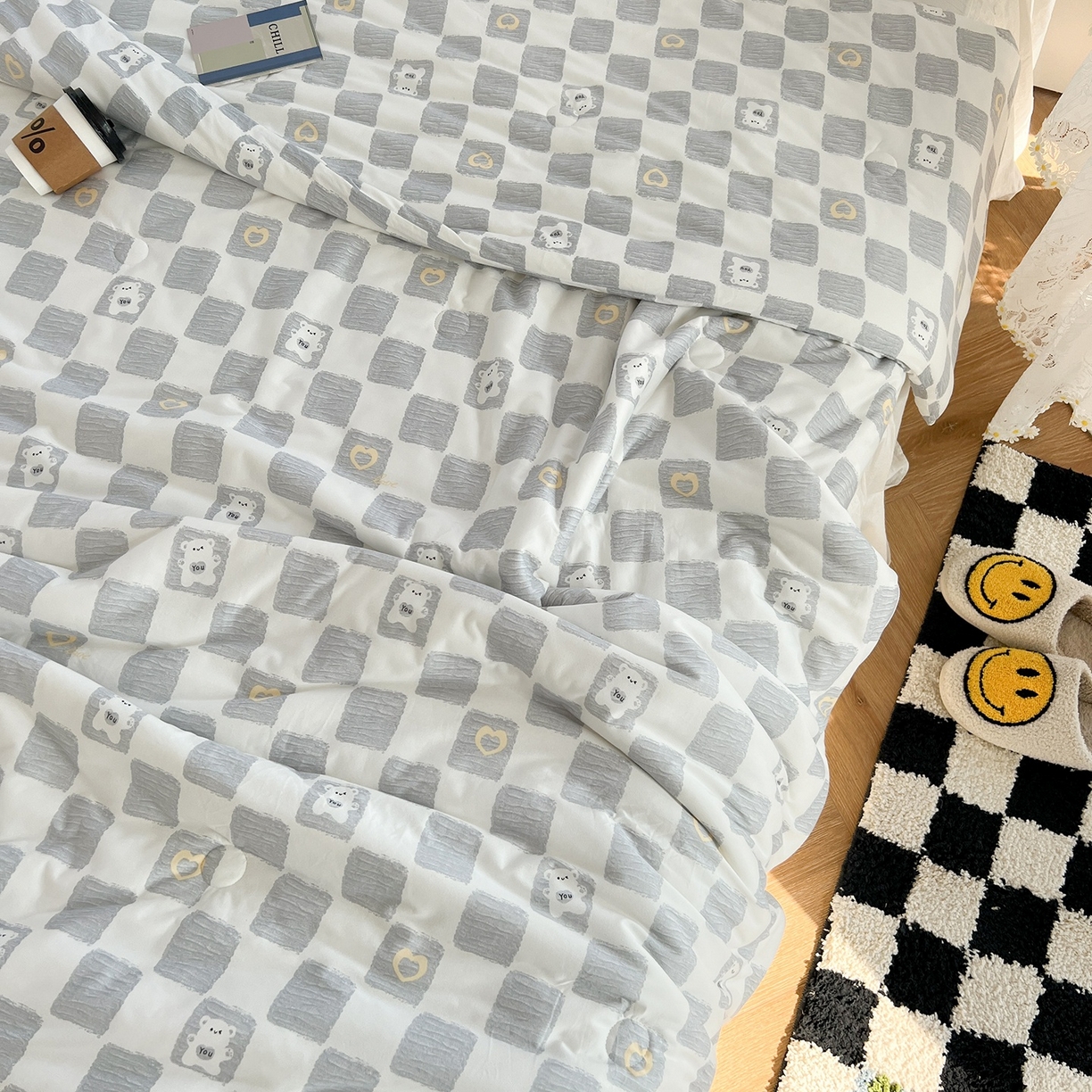 91家纺网 家纺一手货源 找家纺 咏绒家纺工厂店 厂家直销网销爆款花型永不断货2025春夏新款A类牛奶针织棉大豆夏被（长期款） 魔方熊