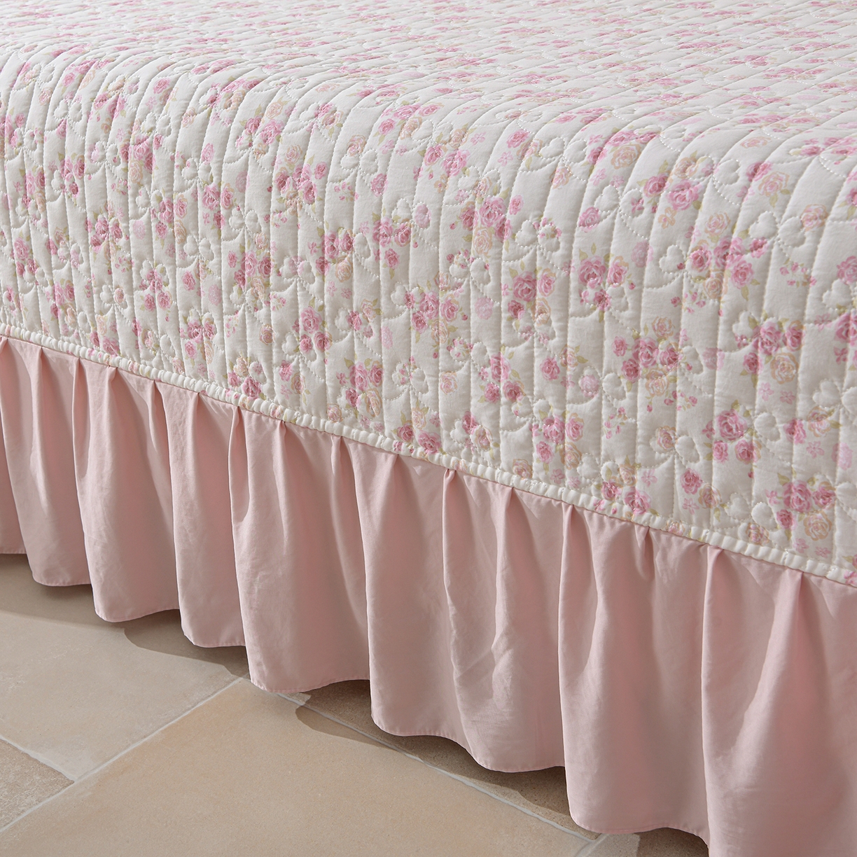 91家纺网 家纺一手货源 找家纺 金梦家居 2026新款水洗棉床盖夏被款四件套 粉黛佳人