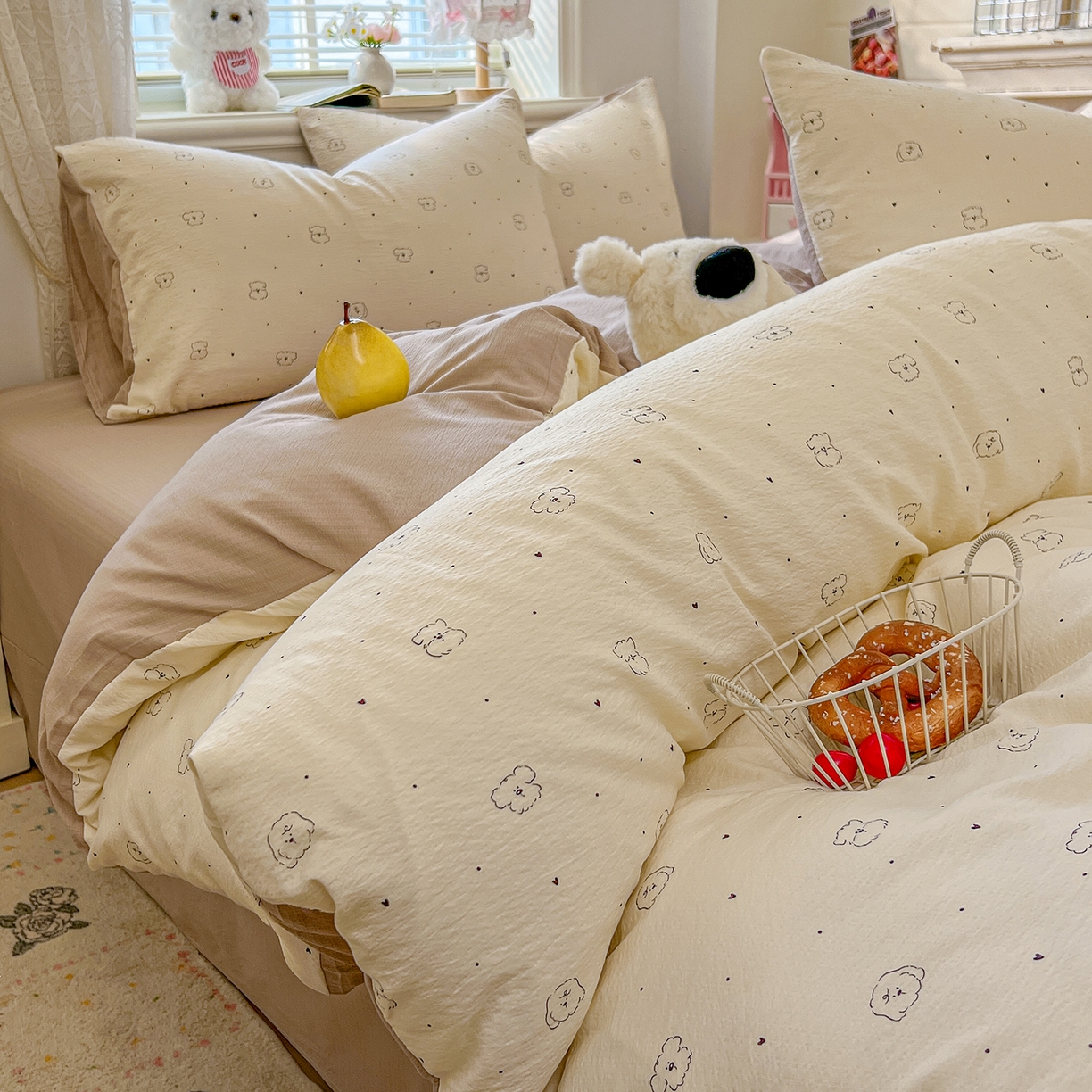 91家纺网 家纺一手货源 找家纺 金梦拉家纺 2026春夏新款云感双层纱皱皱纱系列四件套 铅笔熊