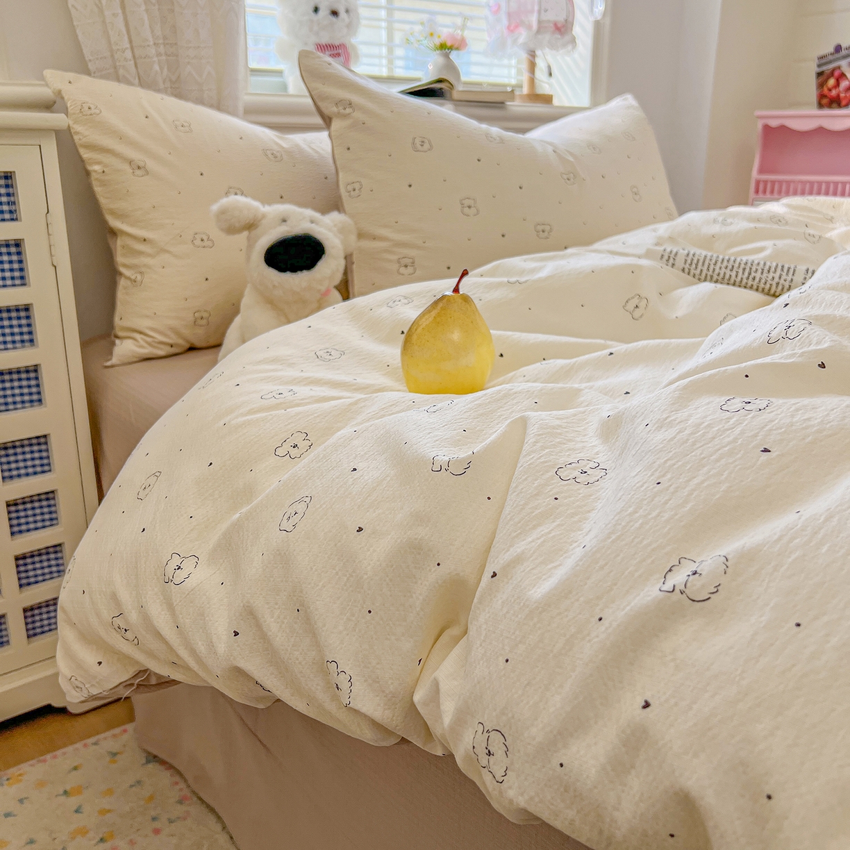 91家纺网 家纺一手货源 找家纺 金梦拉家纺 2026春夏新款云感双层纱皱皱纱系列四件套 铅笔熊