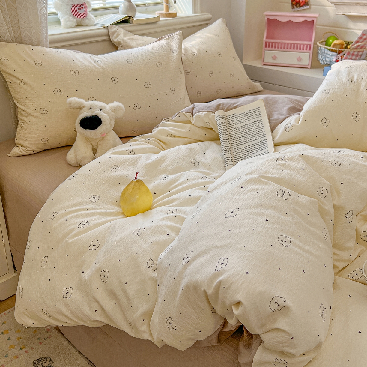 91家纺网 家纺一手货源 找家纺 金梦拉家纺 2026春夏新款云感双层纱皱皱纱系列四件套 铅笔熊