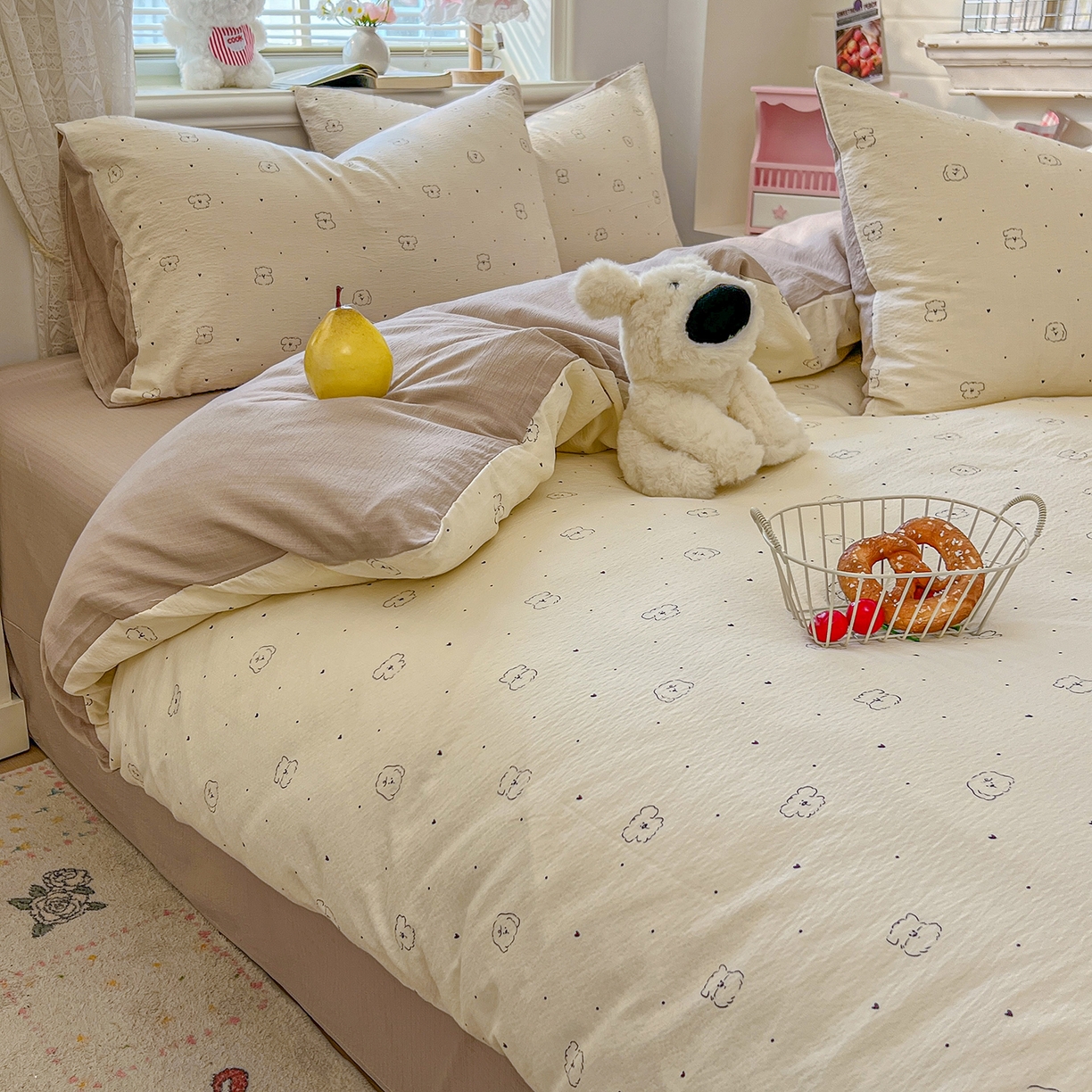 91家纺网 家纺一手货源 找家纺 金梦拉家纺 2026春夏新款云感双层纱皱皱纱系列四件套 铅笔熊