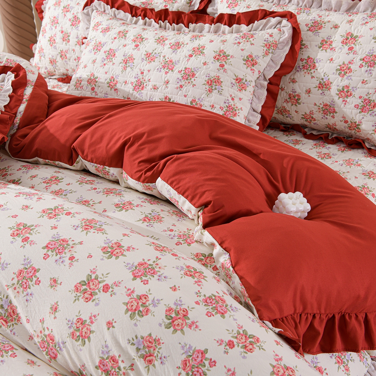 91家纺网 家纺一手货源 找家纺 金梦家居 2026新款水洗棉床盖夏被款四件套 红粉佳人