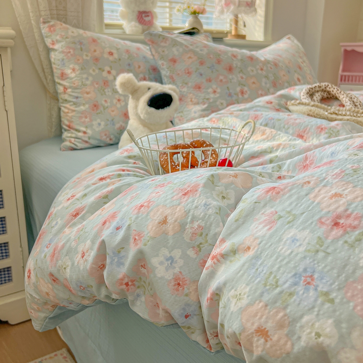 91家纺网 家纺一手货源 找家纺 金梦拉家纺 2026春夏新款云感双层纱皱皱纱系列四件套 清浅