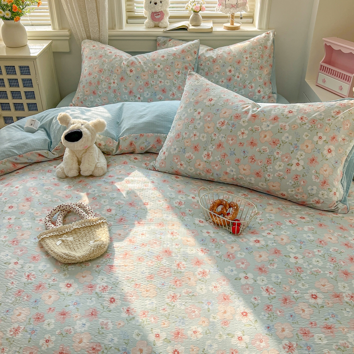 91家纺网 家纺一手货源 找家纺 金梦拉家纺 2026春夏新款云感双层纱皱皱纱系列四件套 清浅