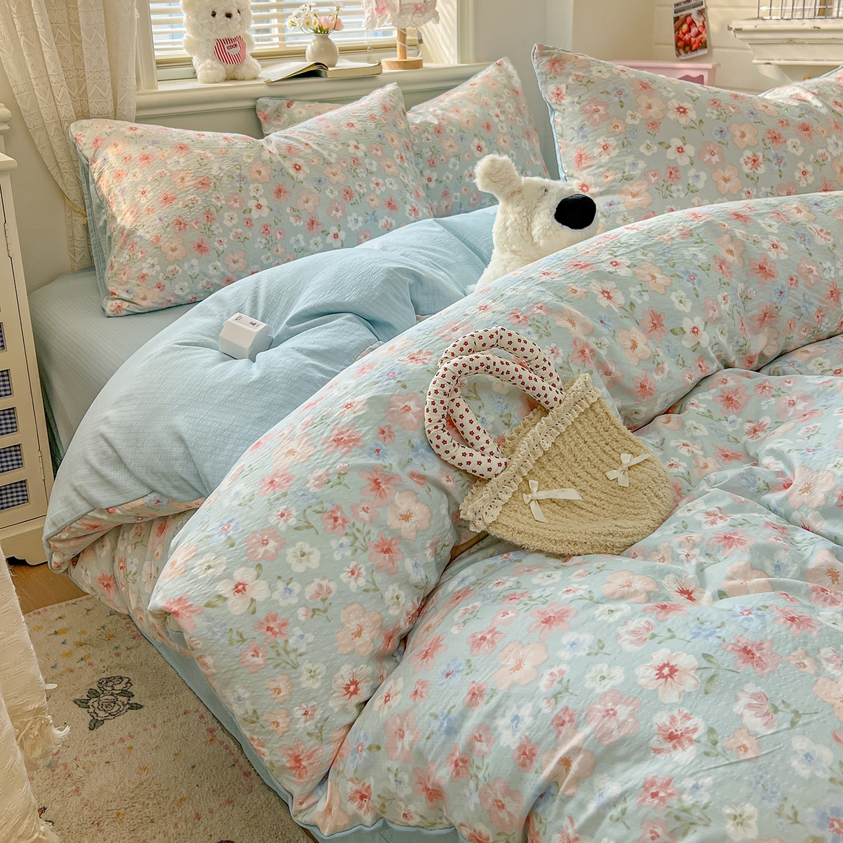 91家纺网 家纺一手货源 找家纺 金梦拉家纺 2026春夏新款云感双层纱皱皱纱系列四件套 清浅