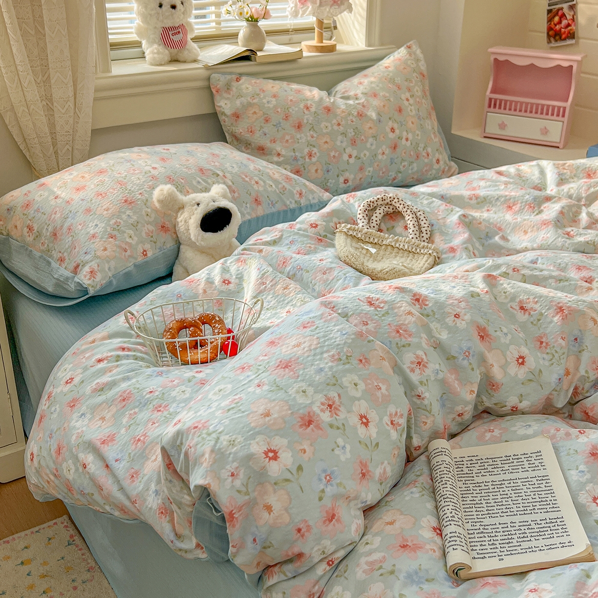 91家纺网 家纺一手货源 找家纺 金梦拉家纺 2026春夏新款云感双层纱皱皱纱系列四件套 清浅