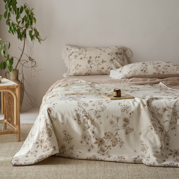 91家纺网 家纺一手货源 找家纺 大彩家居 2026新款棉麻夏被 林间拾遗