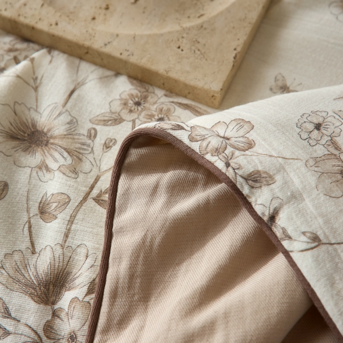 91家纺网 家纺一手货源 找家纺 大彩家居 2026新款棉麻夏被 林间拾遗