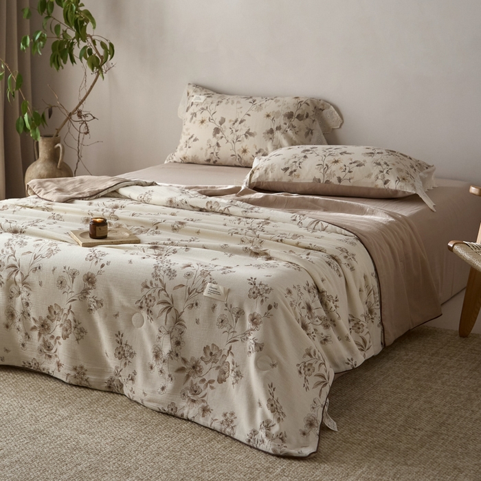 91家纺网 家纺一手货源 找家纺 大彩家居 2026新款棉麻夏被 林间拾遗