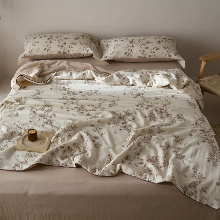 91家纺网 家纺一手货源 找家纺 大彩家居 2026新款棉麻夏被 林间拾遗