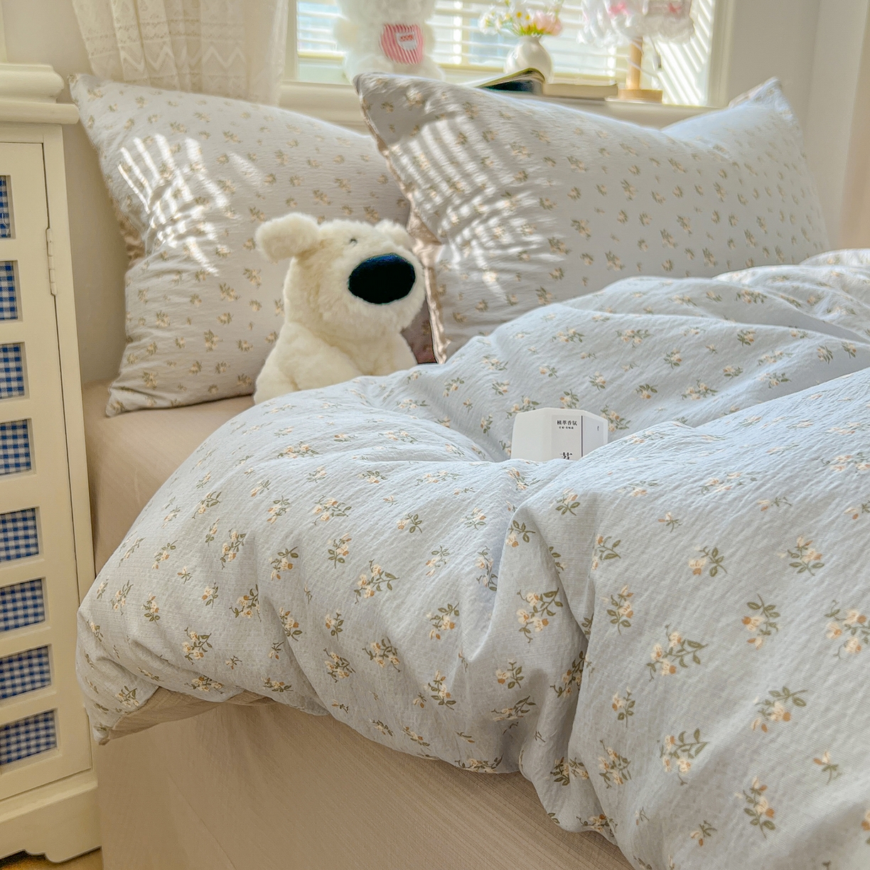 91家纺网 家纺一手货源 找家纺 金梦拉家纺 2026春夏新款云感双层纱皱皱纱系列四件套 森澜