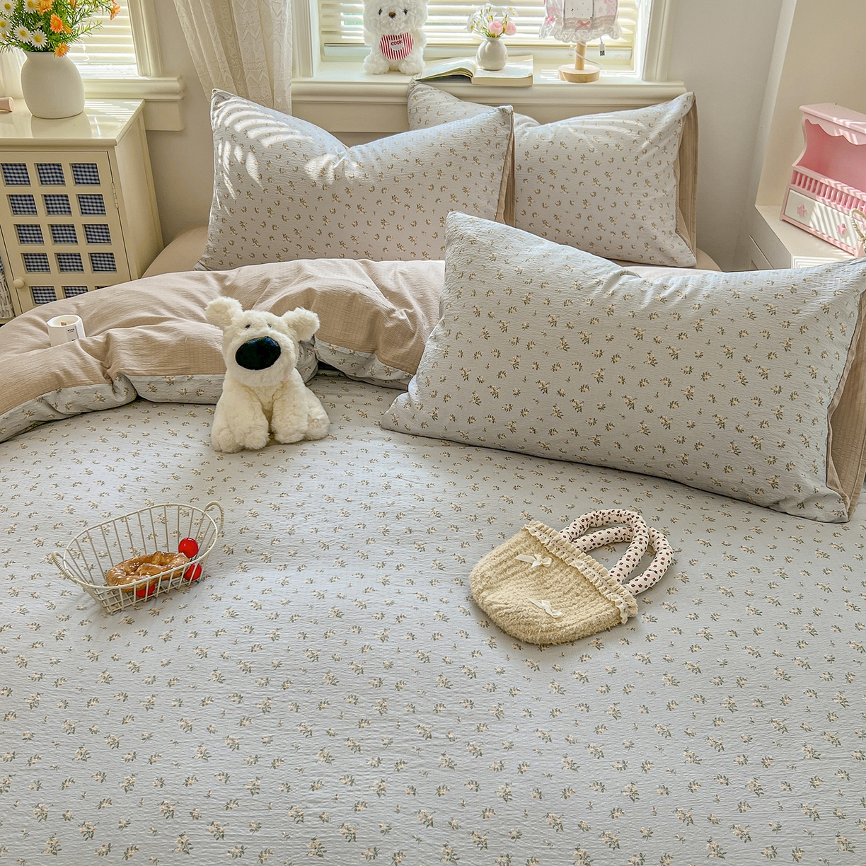 91家纺网 家纺一手货源 找家纺 金梦拉家纺 2026春夏新款云感双层纱皱皱纱系列四件套 森澜