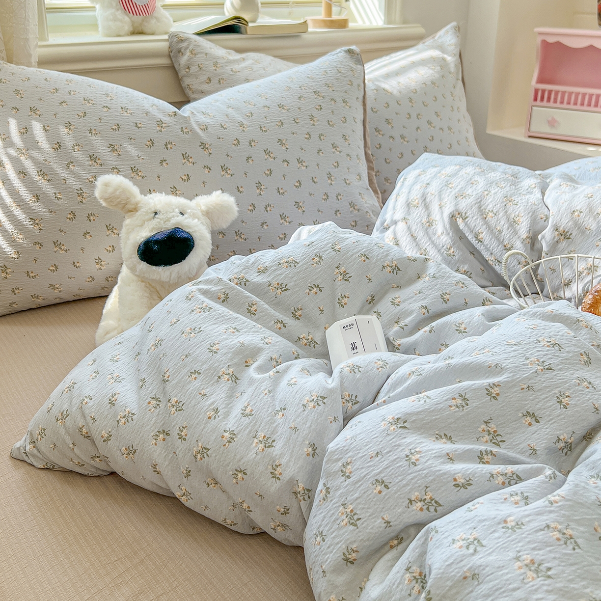 91家纺网 家纺一手货源 找家纺 金梦拉家纺 2026春夏新款云感双层纱皱皱纱系列四件套 森澜