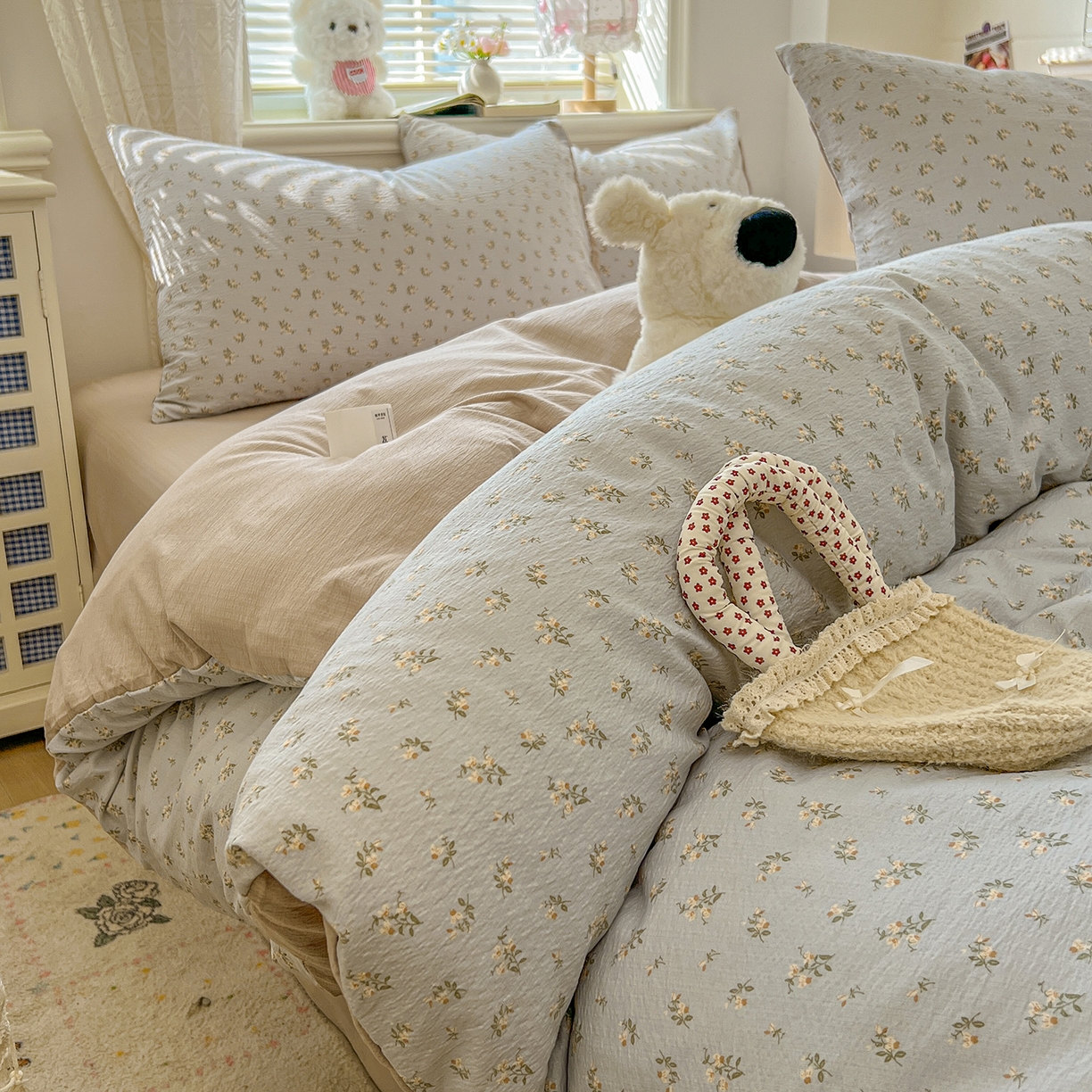 91家纺网 家纺一手货源 找家纺 金梦拉家纺 2026春夏新款云感双层纱皱皱纱系列四件套 森澜