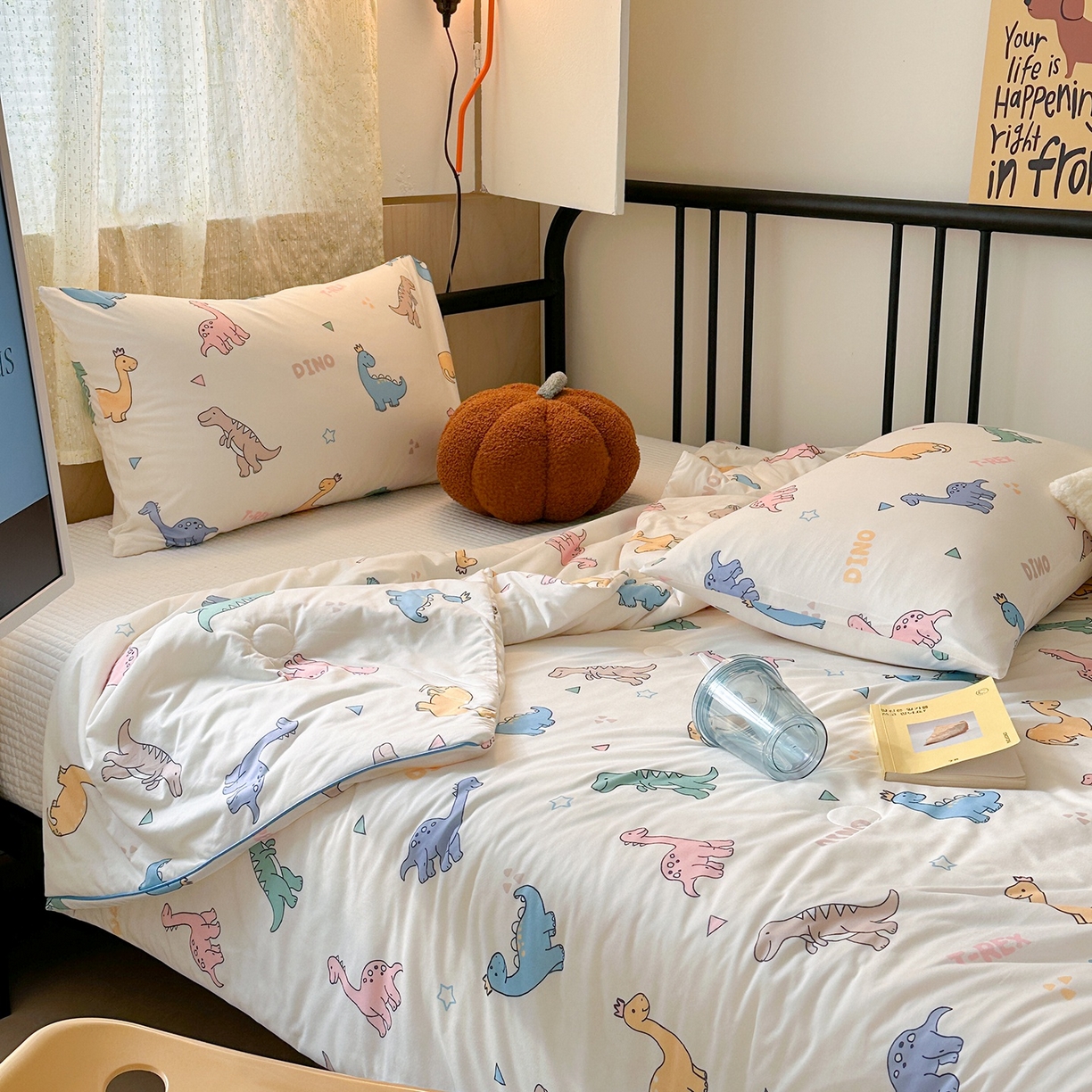 91家纺网 家纺一手货源 找家纺 咏绒家纺工厂店 厂家直销网销爆款花型永不断货2025春夏新款A类牛奶针织棉大豆夏被（长期款） 七彩恐龙