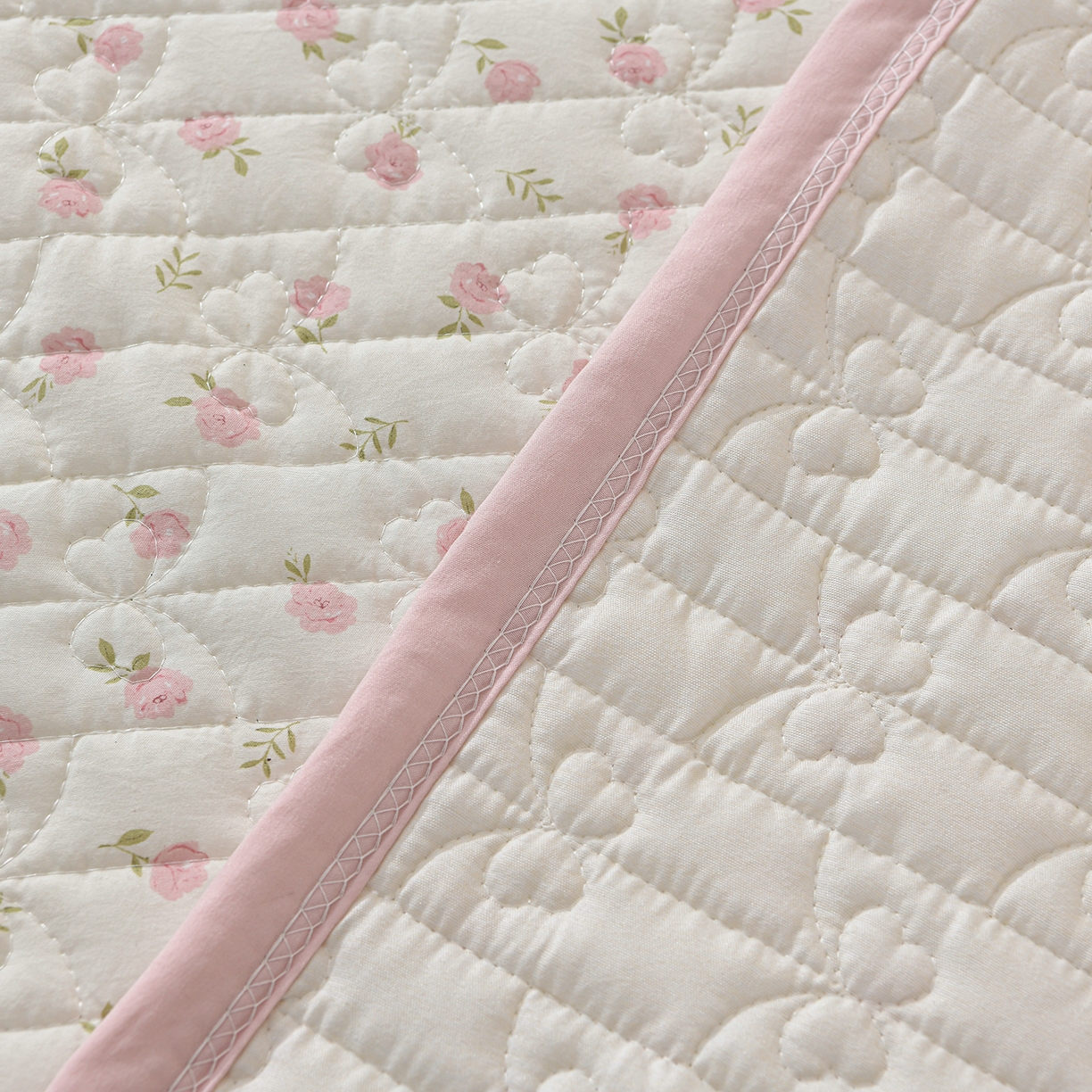 91家纺网 家纺一手货源 找家纺 金梦家居 2026新款水洗棉床盖夏被款四件套 花开朵朵