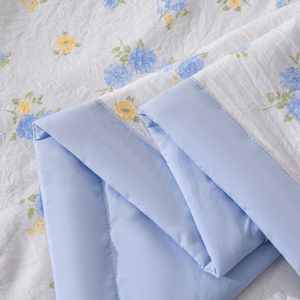 91家纺网 家纺一手货源 找家纺 金梦家居 2026新款水洗棉床盖夏被款四件套 花开盛夏