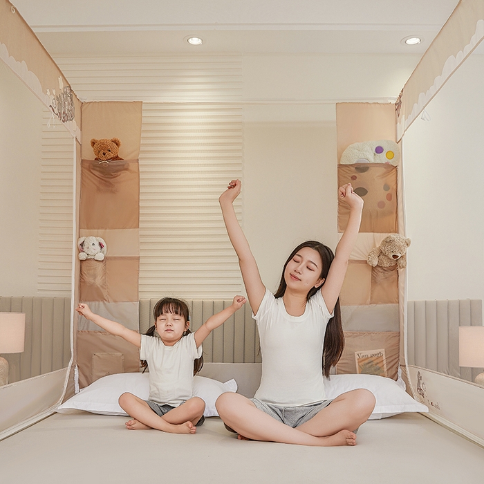 91家纺网 家纺一手货源 找家纺 青竹苑 2026新款贴布口袋款床笠底坐床蚊帐 杯子里的熊