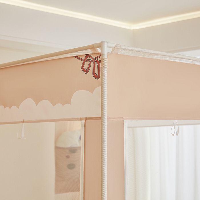 91家纺网 家纺一手货源 找家纺 青竹苑 2026新款贴布口袋款床笠底坐床蚊帐 杯子里的熊