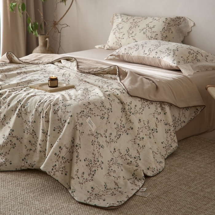 91家纺网 家纺一手货源 找家纺 大彩家居 2026新款棉麻夏被 微风草语