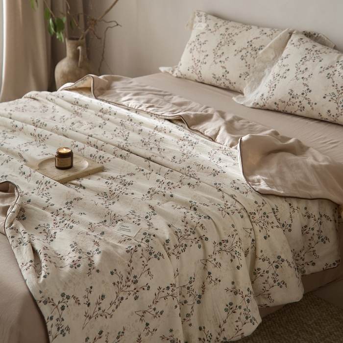 91家纺网 家纺一手货源 找家纺 大彩家居 2026新款棉麻夏被 微风草语