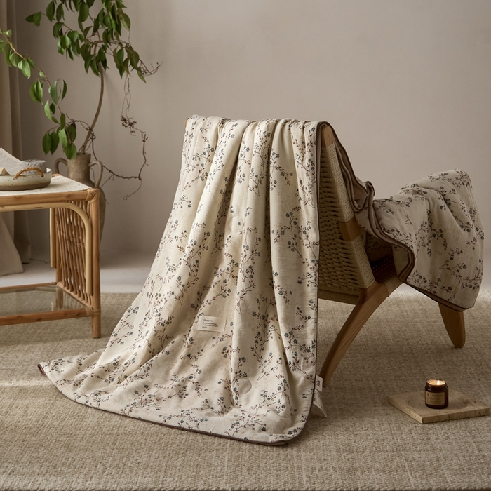 91家纺网 家纺一手货源 找家纺 大彩家居 2026新款棉麻夏被 微风草语