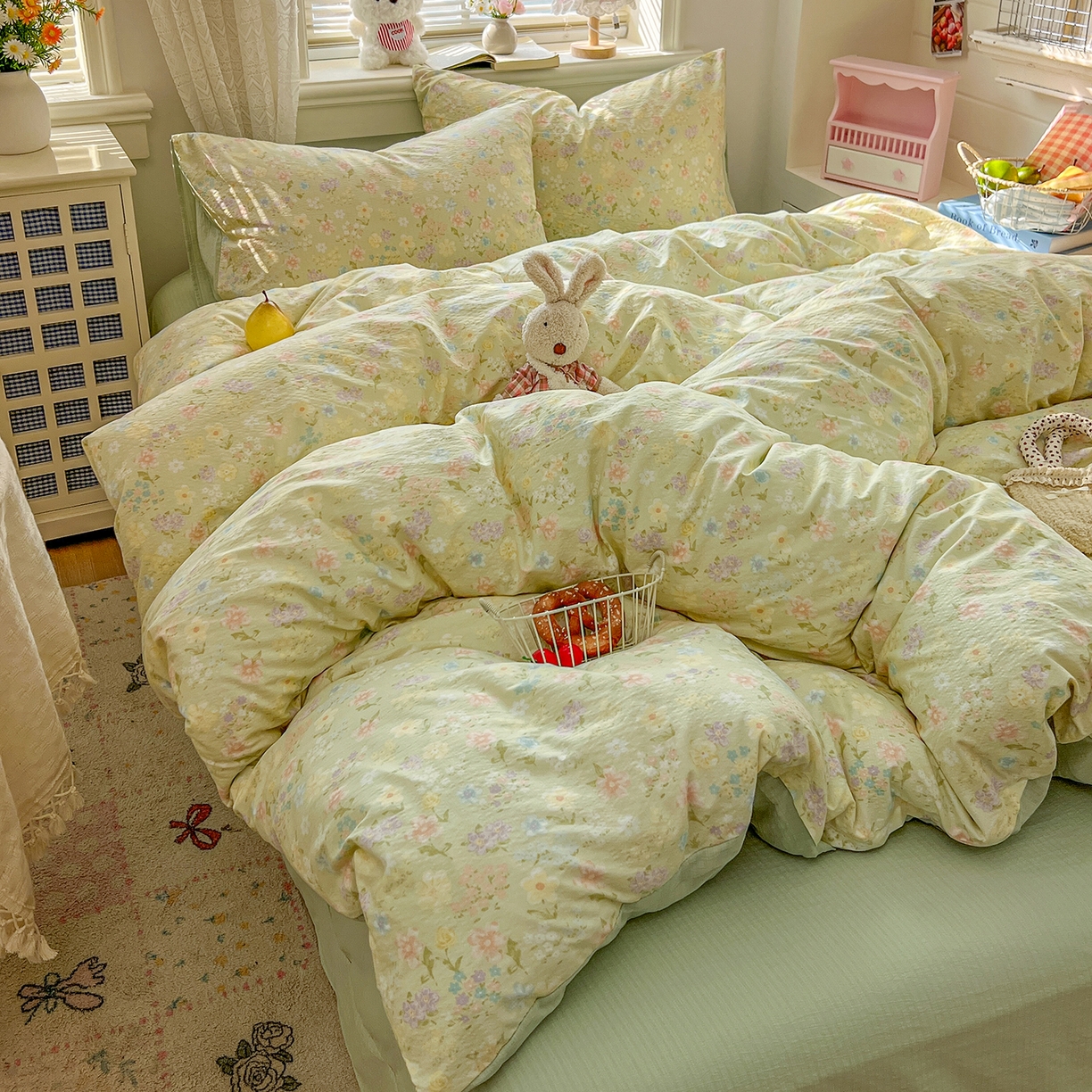 91家纺网 家纺一手货源 找家纺 金梦拉家纺 2026春夏新款云感双层纱皱皱纱系列四件套 夏日木槿