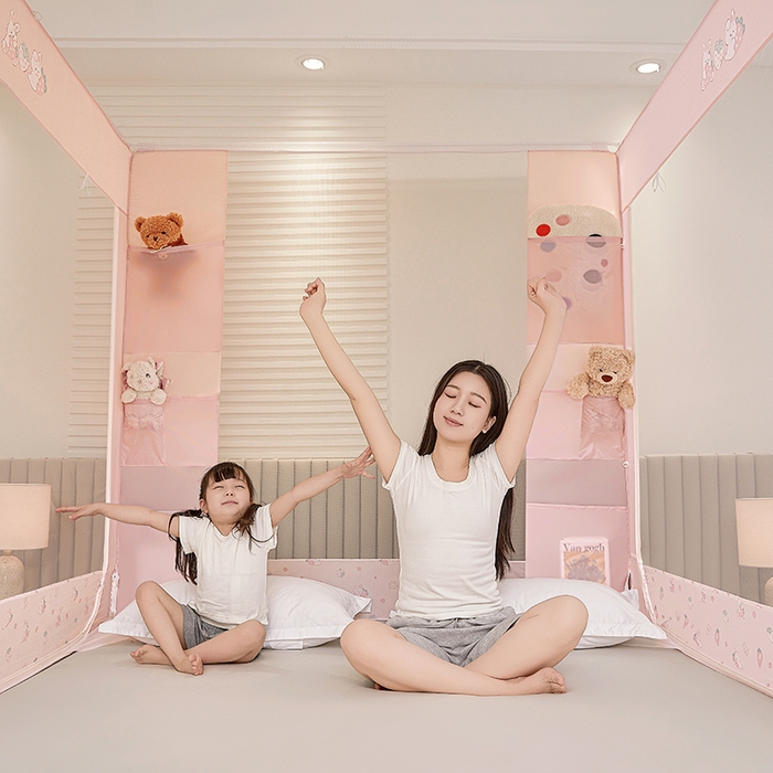 91家纺网 家纺一手货源 找家纺 青竹苑 2026新款贴布口袋款床笠底坐床蚊帐 草莓兔兔