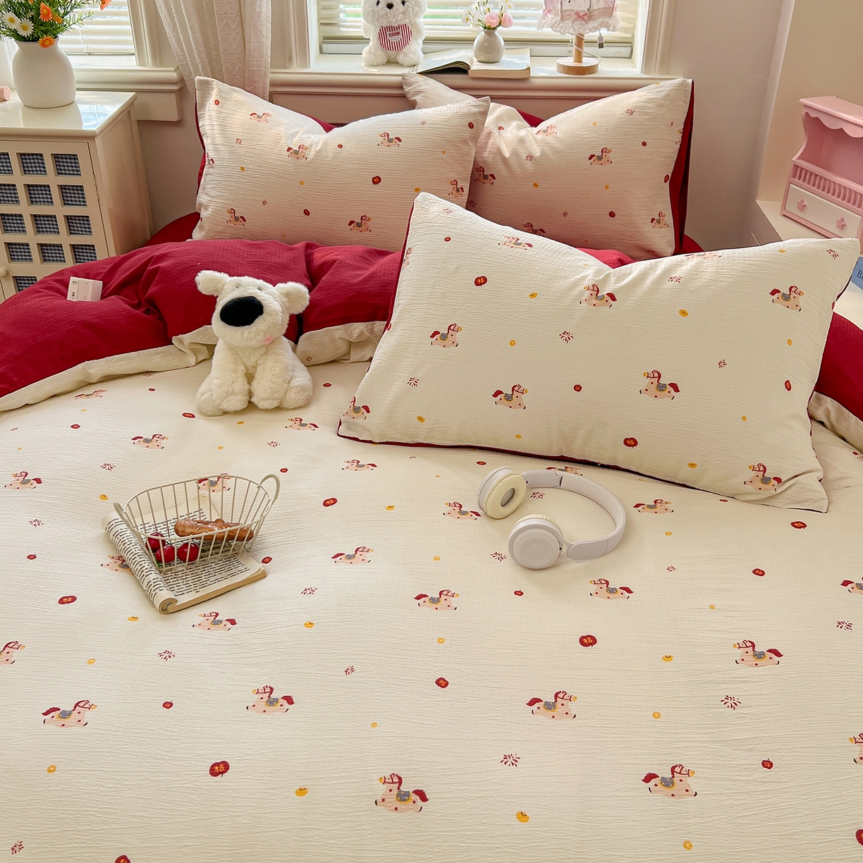 91家纺网 家纺一手货源 找家纺 金梦拉家纺 2026春夏新款云感双层纱皱皱纱系列四件套 小福马