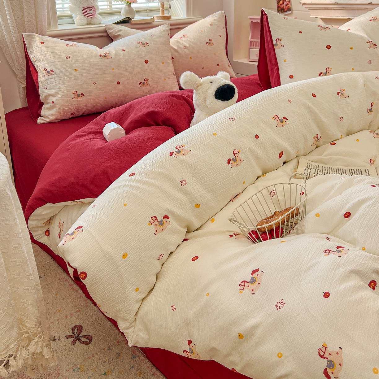 91家纺网 家纺一手货源 找家纺 金梦拉家纺 2026春夏新款云感双层纱皱皱纱系列四件套 小福马