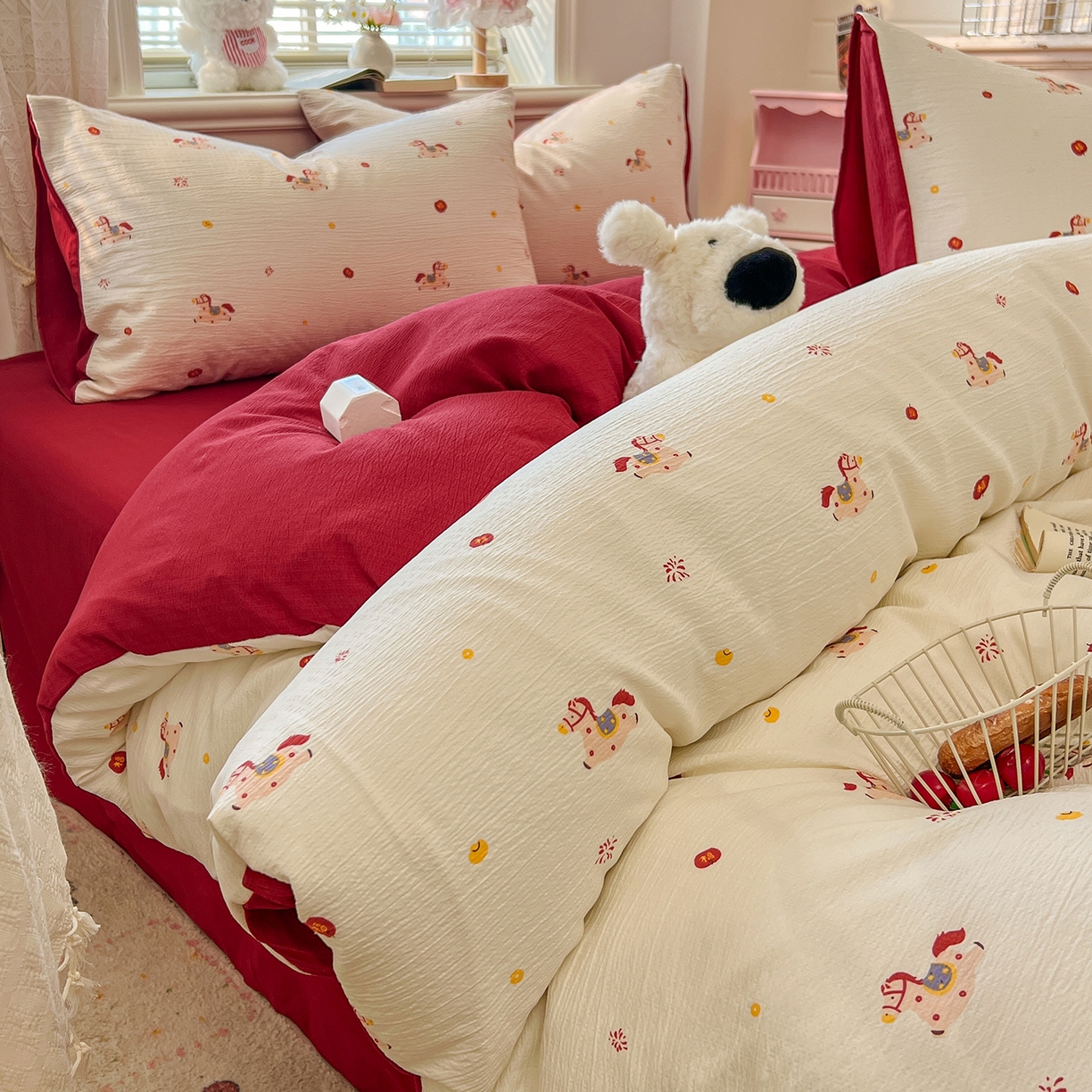 91家纺网 家纺一手货源 找家纺 金梦拉家纺 2026春夏新款云感双层纱皱皱纱系列四件套 小福马