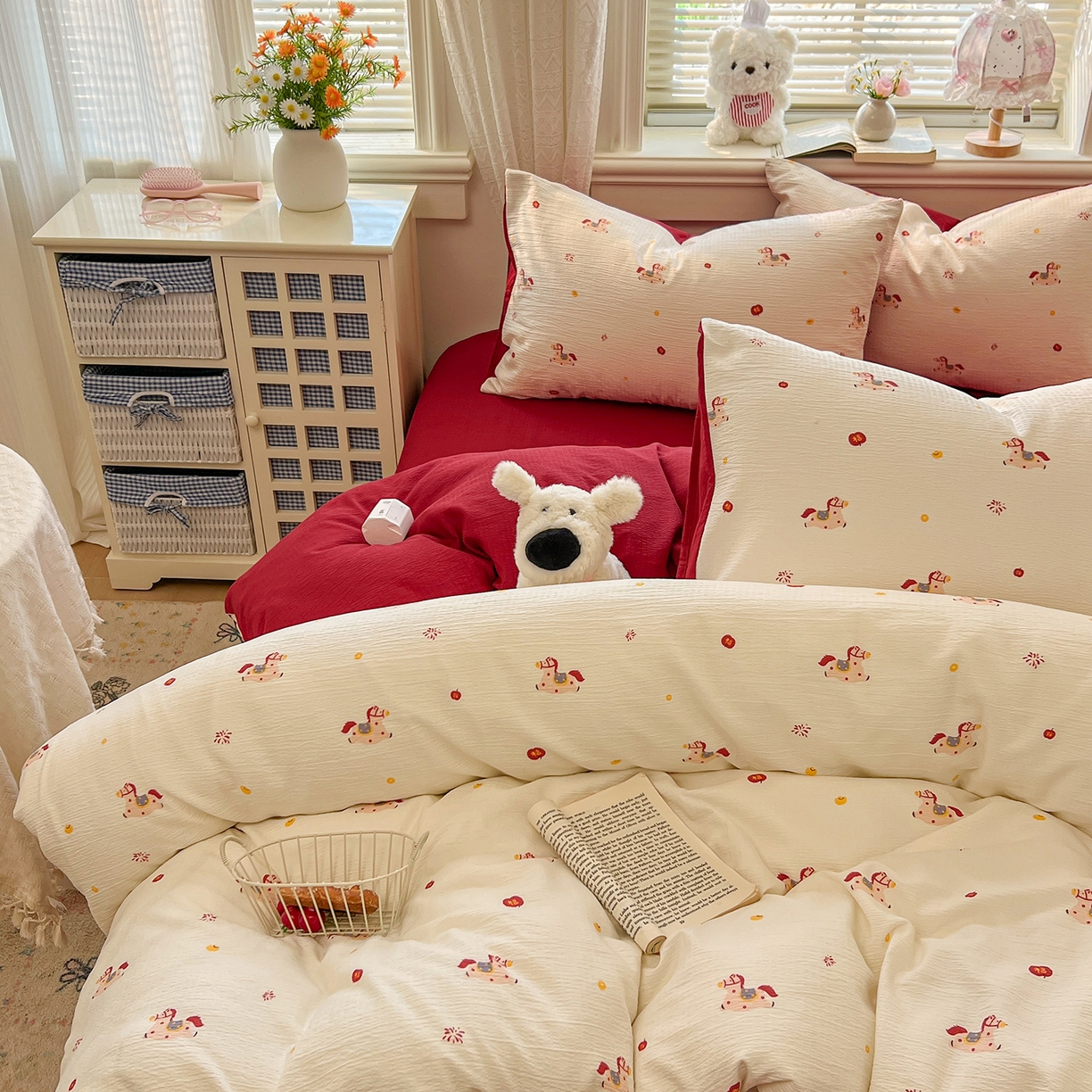 91家纺网 家纺一手货源 找家纺 金梦拉家纺 2026春夏新款云感双层纱皱皱纱系列四件套 小福马