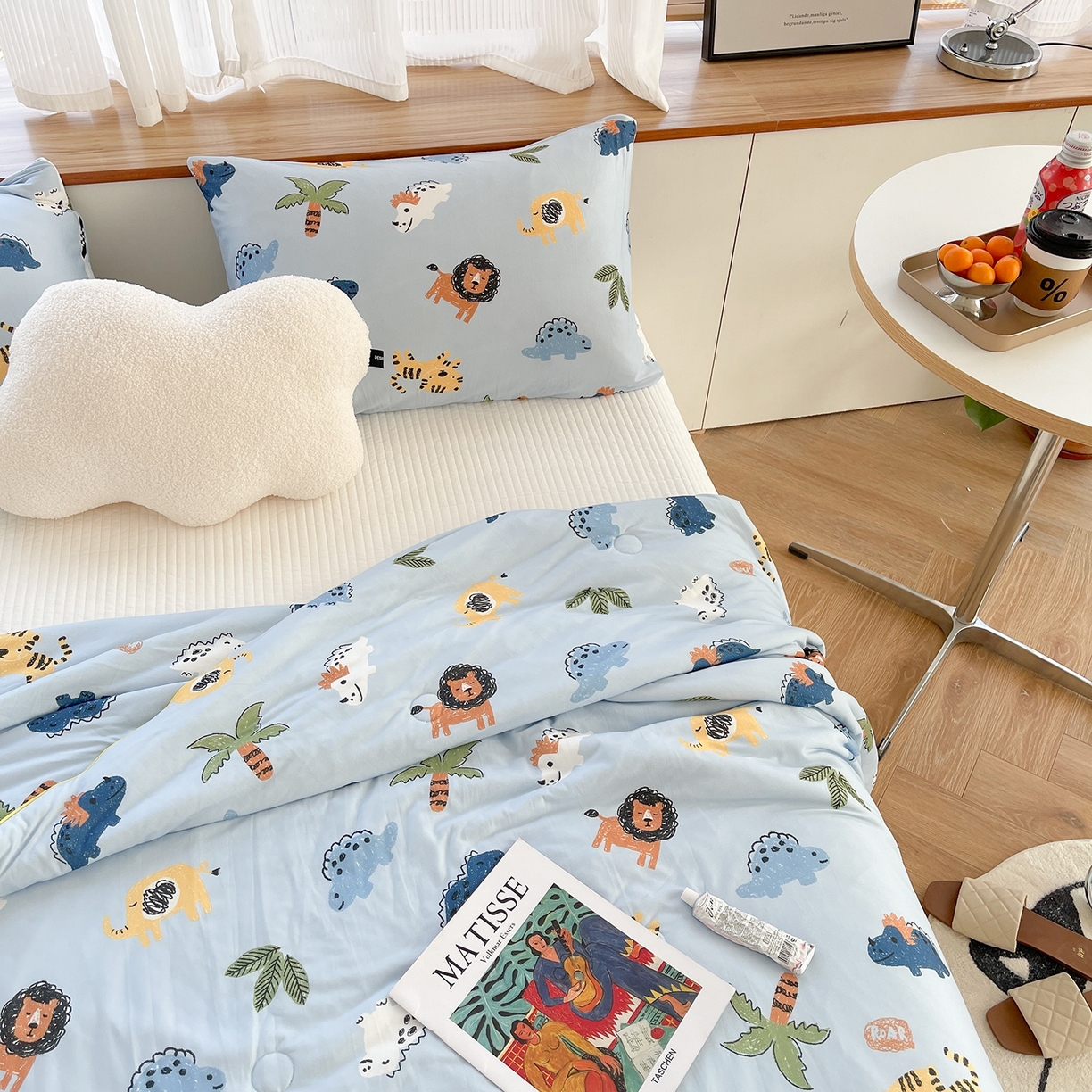 91家纺网 家纺一手货源 找家纺 咏绒家纺工厂店 厂家直销网销爆款花型永不断货2025春夏新款A类牛奶针织棉大豆夏被（长期款） 森林日记