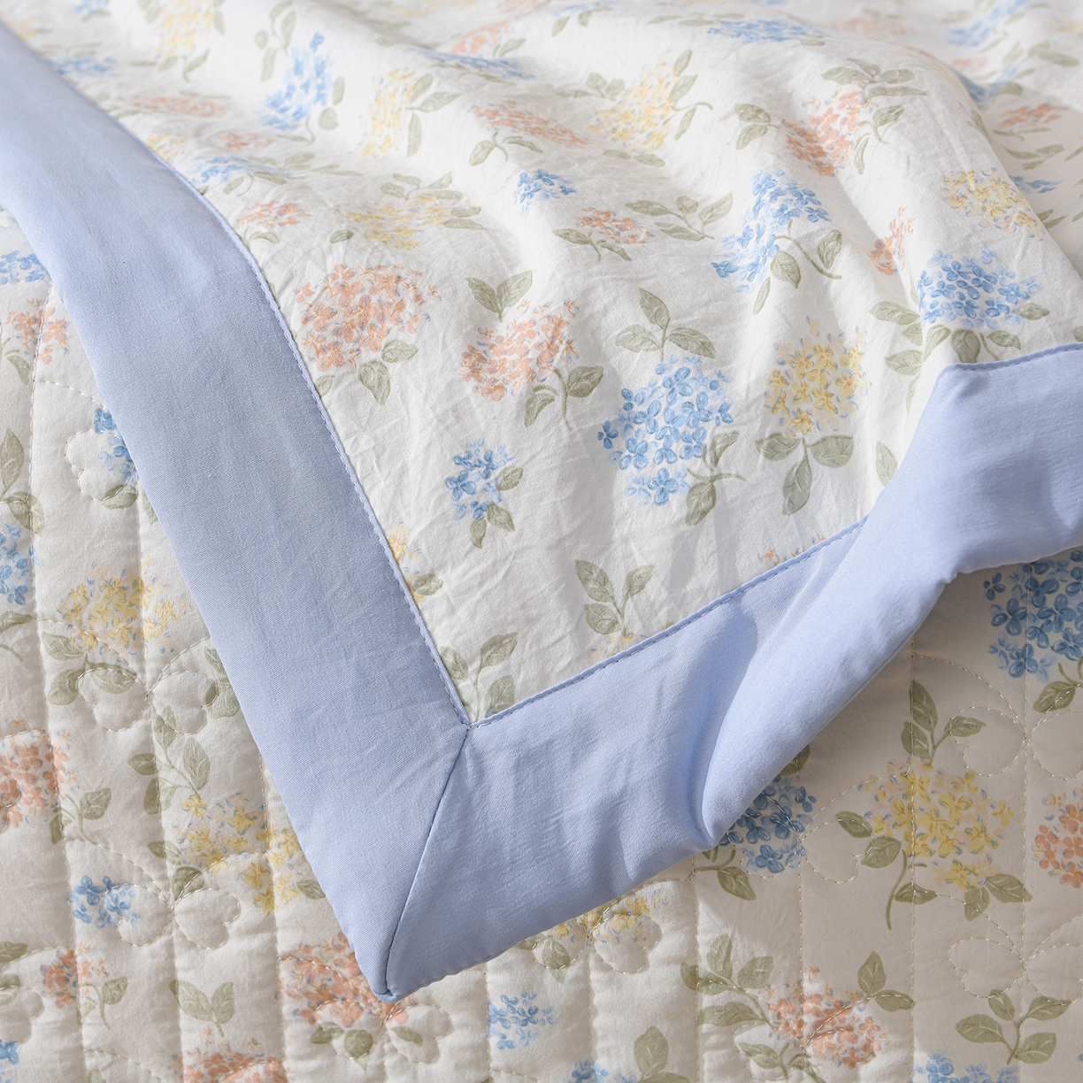 91家纺网 家纺一手货源 找家纺 金梦家居 2026新款水洗棉床盖夏被款四件套 花团锦簇