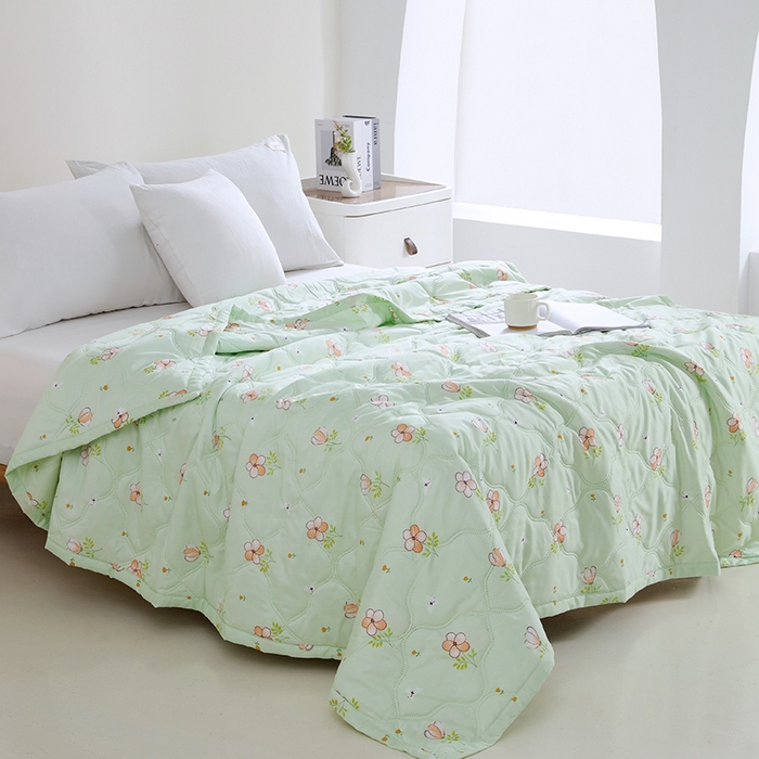 91家纺网 家纺一手货源 找家纺 诗雅纺织 2026新款亲肤绒夏被空调被夏凉被 春意