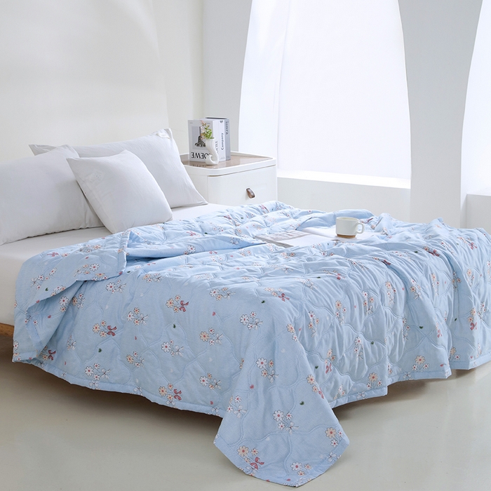 91家纺网 家纺一手货源 找家纺 诗雅纺织 2026新款亲肤绒夏被空调被夏凉被 礼花