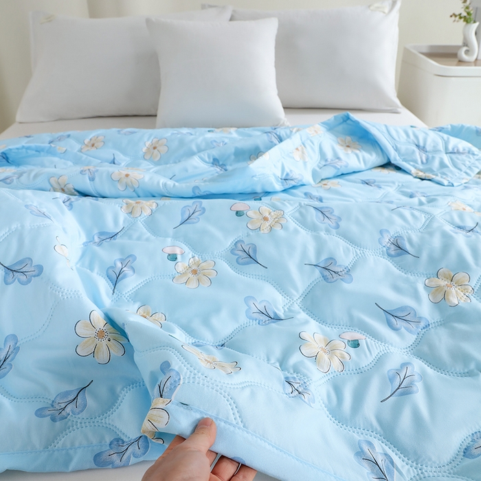 91家纺网 家纺一手货源 找家纺 诗雅纺织 2026新款亲肤绒夏被空调被夏凉被 华叶