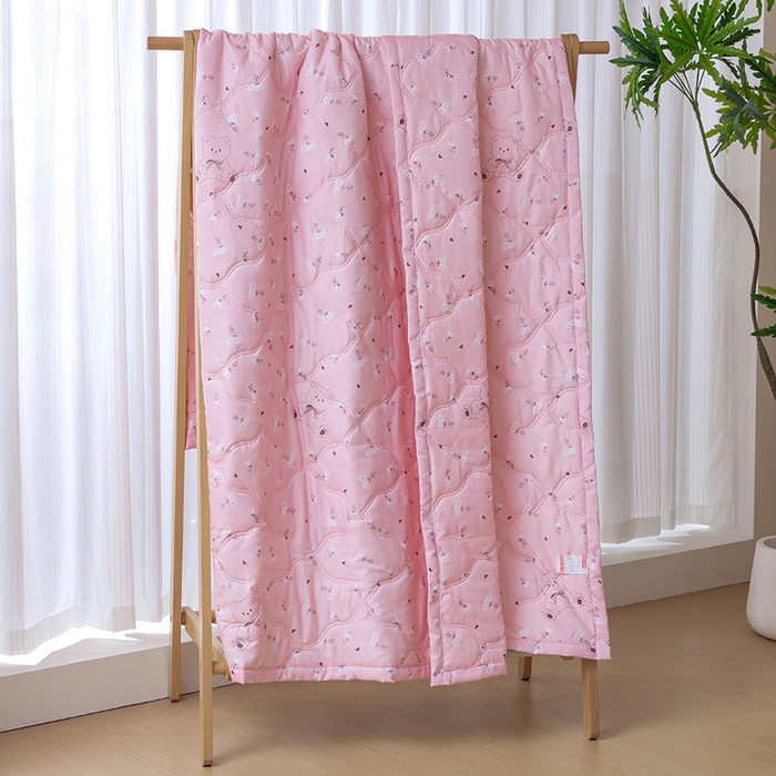 91家纺网 家纺一手货源 找家纺 诗雅纺织 2026新款亲肤绒夏被空调被夏凉被 粉色熊掌