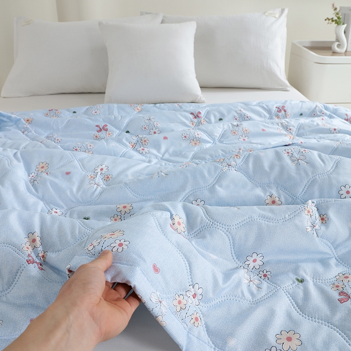 91家纺网 家纺一手货源 找家纺 诗雅纺织 2026新款亲肤绒夏被空调被夏凉被 礼花