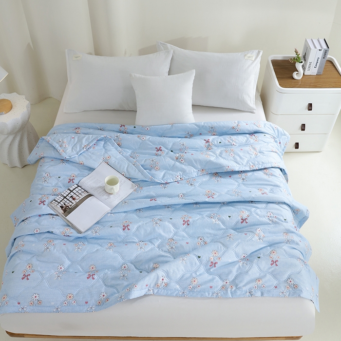 91家纺网 家纺一手货源 找家纺 诗雅纺织 2026新款亲肤绒夏被空调被夏凉被 礼花