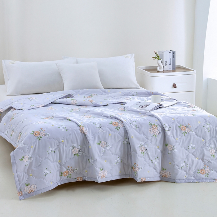 91家纺网 家纺一手货源 找家纺 诗雅纺织 2026新款亲肤绒夏被空调被夏凉被 花仙子