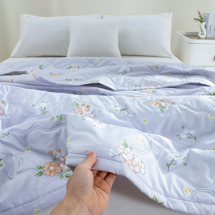 91家纺网 家纺一手货源 找家纺 诗雅纺织 2026新款亲肤绒夏被空调被夏凉被 花仙子