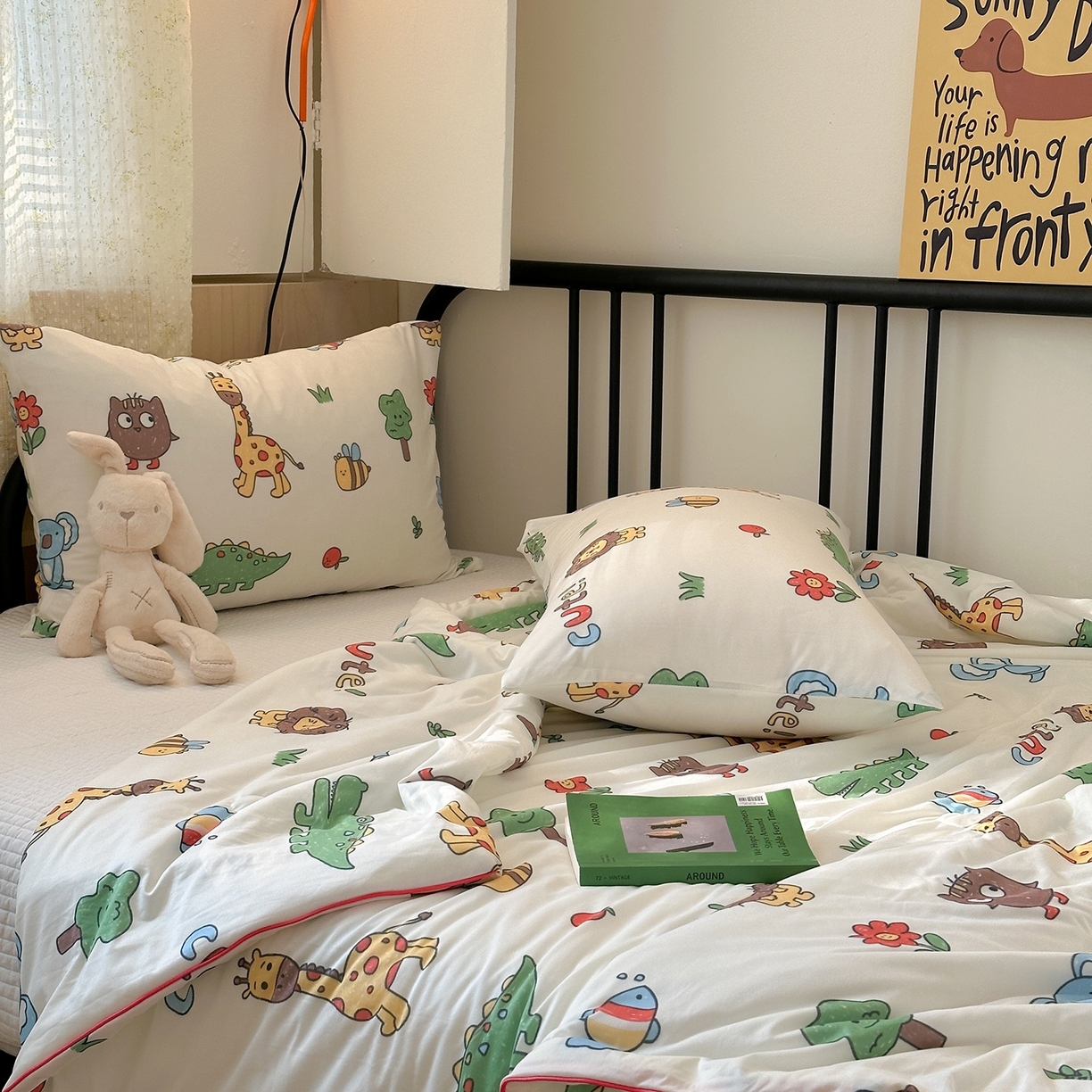 91家纺网 家纺一手货源 找家纺 咏绒家纺工厂店 厂家直销网销爆款花型永不断货2025春夏新款A类牛奶针织棉大豆夏被（长期款） 嗡嗡森林