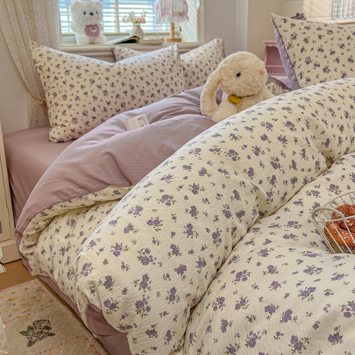 91家纺网 家纺一手货源 找家纺 金梦拉家纺 2026春夏新款云感双层纱皱皱纱系列四件套 紫色风信