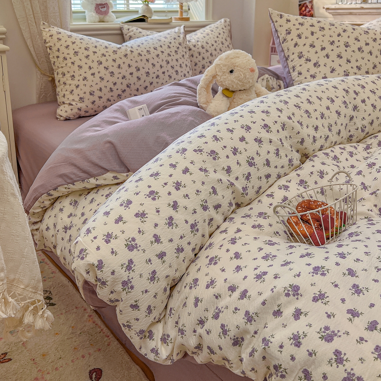 91家纺网 家纺一手货源 找家纺 金梦拉家纺 2026春夏新款云感双层纱皱皱纱系列四件套 紫色风信