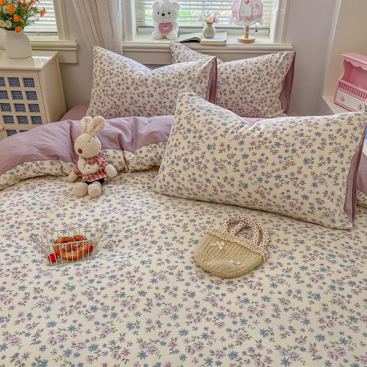 91家纺网 家纺一手货源 找家纺 金梦拉家纺 2026春夏新款云感双层纱皱皱纱系列四件套 紫韵花茶