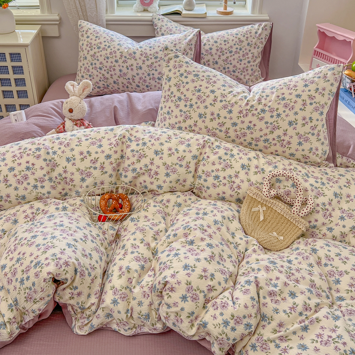 91家纺网 家纺一手货源 找家纺 金梦拉家纺 2026春夏新款云感双层纱皱皱纱系列四件套 紫韵花茶