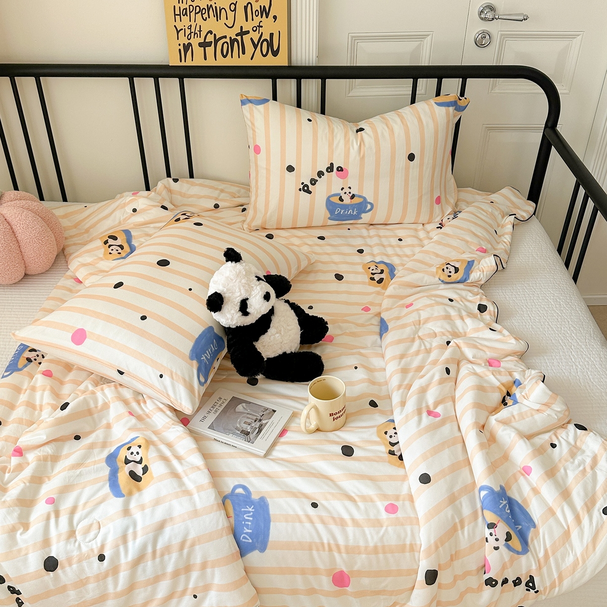 91家纺网 家纺一手货源 找家纺 咏绒家纺工厂店 厂家直销网销爆款花型永不断货2025春夏新款A类牛奶针织棉大豆夏被（长期款） 熊猫咖啡